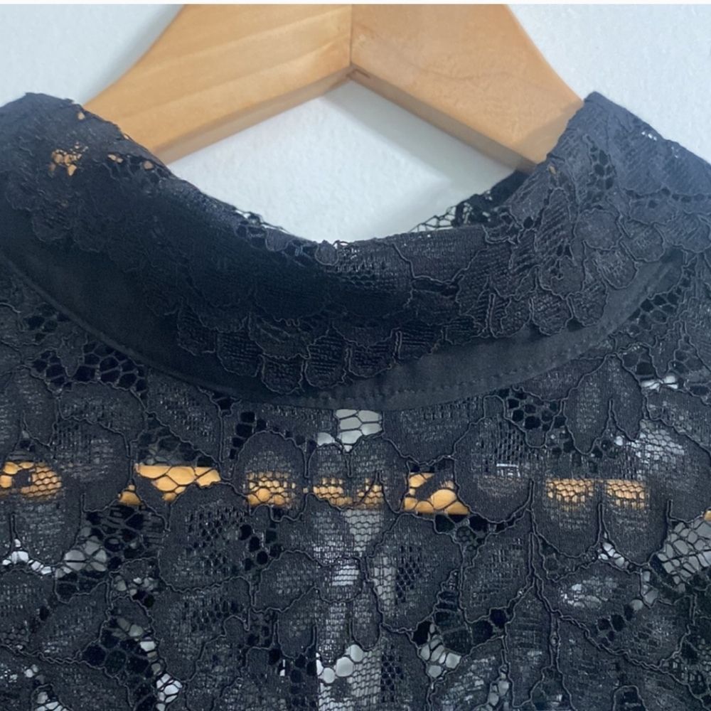 NWT Laundry by Shelli Segal Black Lace Collared Lined Top Women Size M - Picture 7 of 13